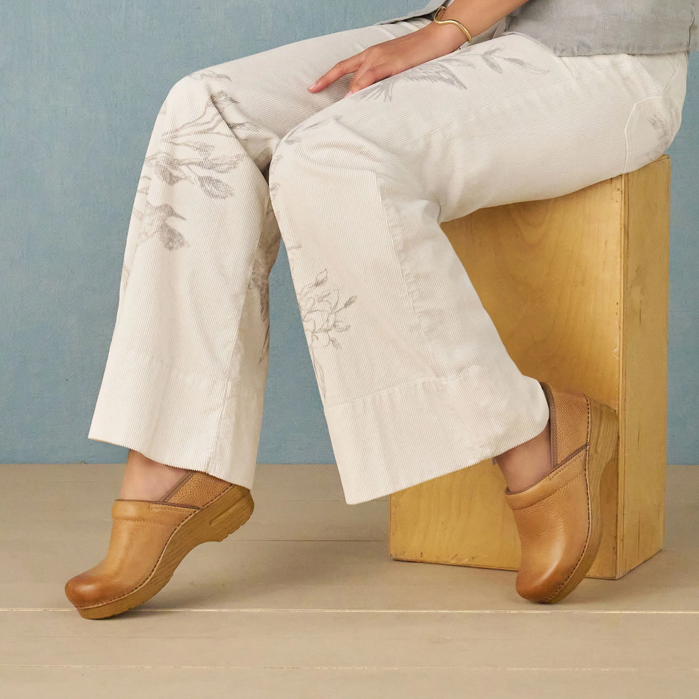 Wide Pro Honey Distressed - Image 5